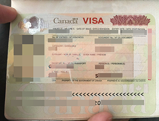 How to obtain a Canadian fake passpo