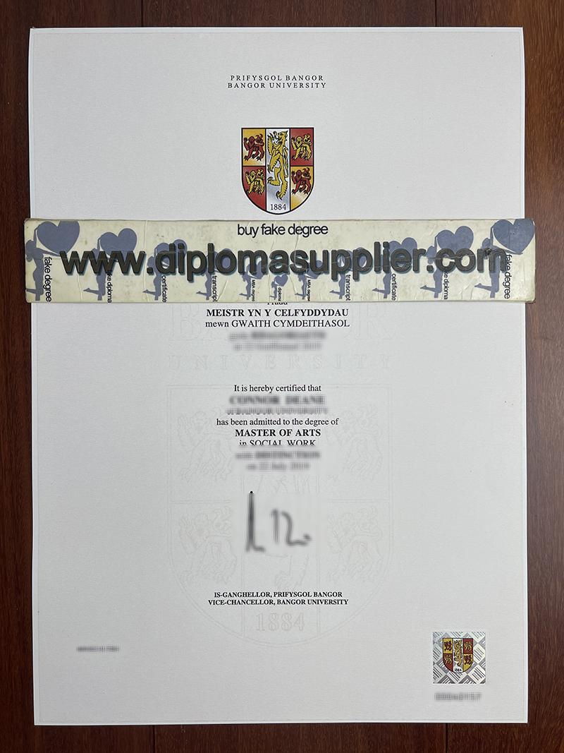 [Image: 1-2610140Z016124.jpg]